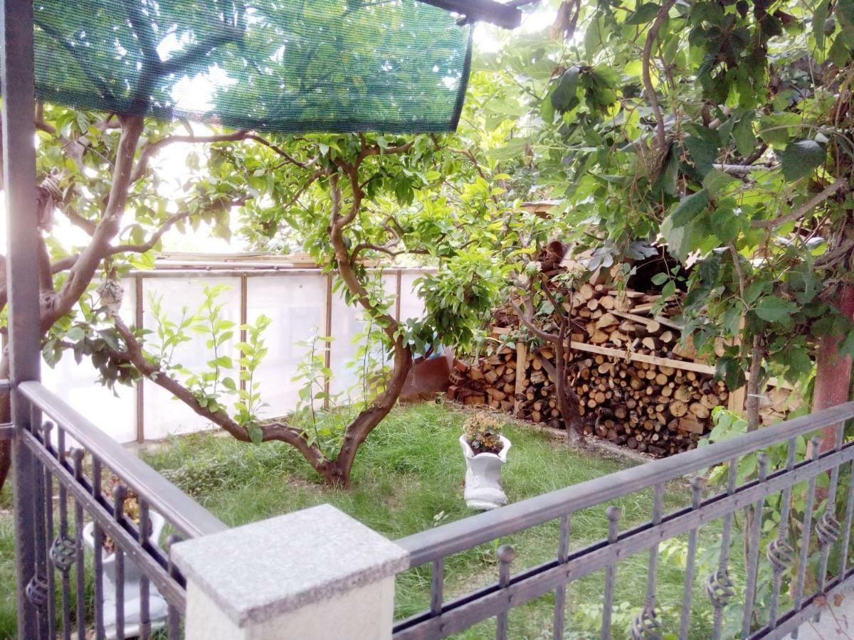 オミシュPavlic 2アパートメント エクステリア 写真